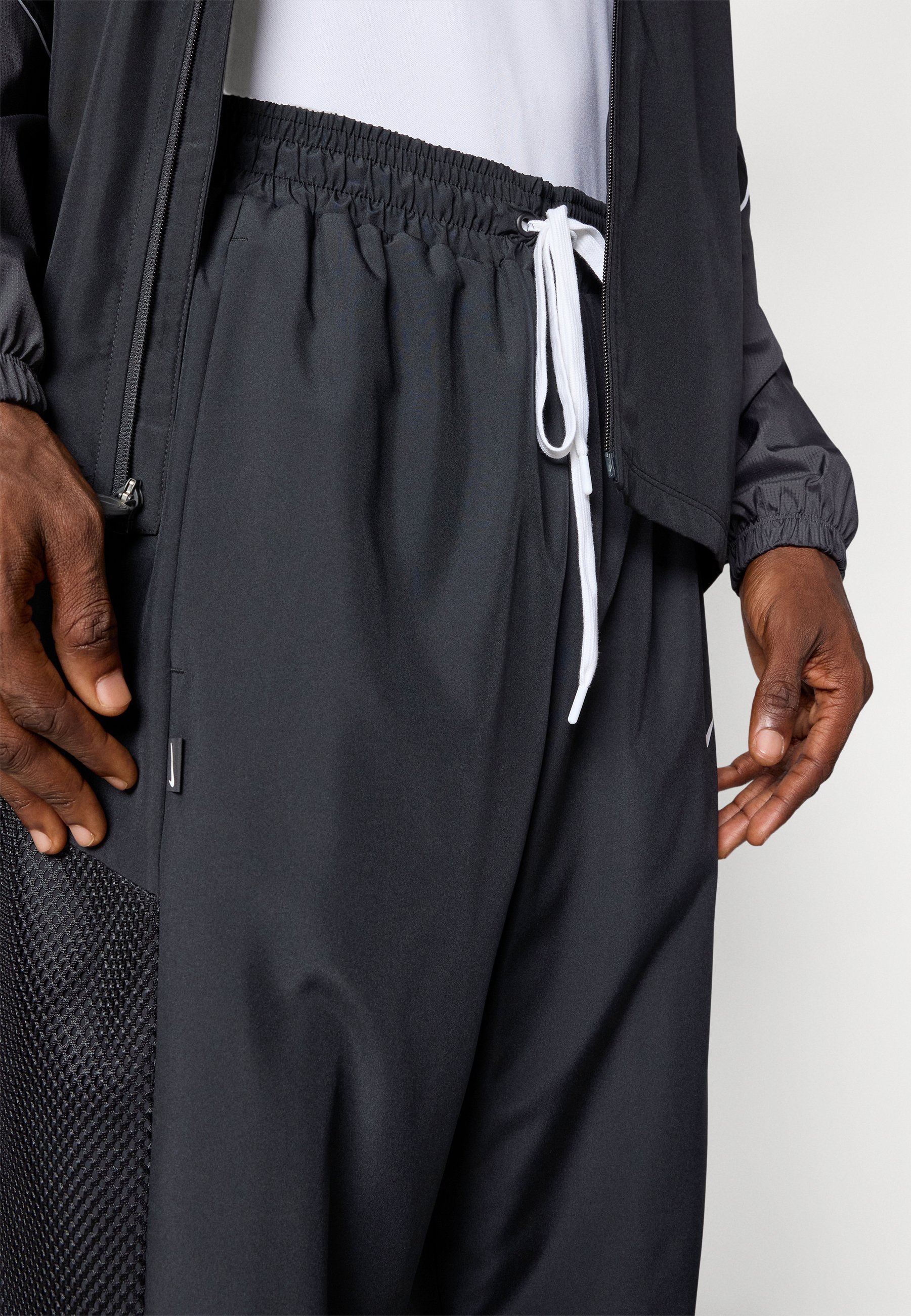 Nike Performance ICON – Trainingshose – schwarz/weiß