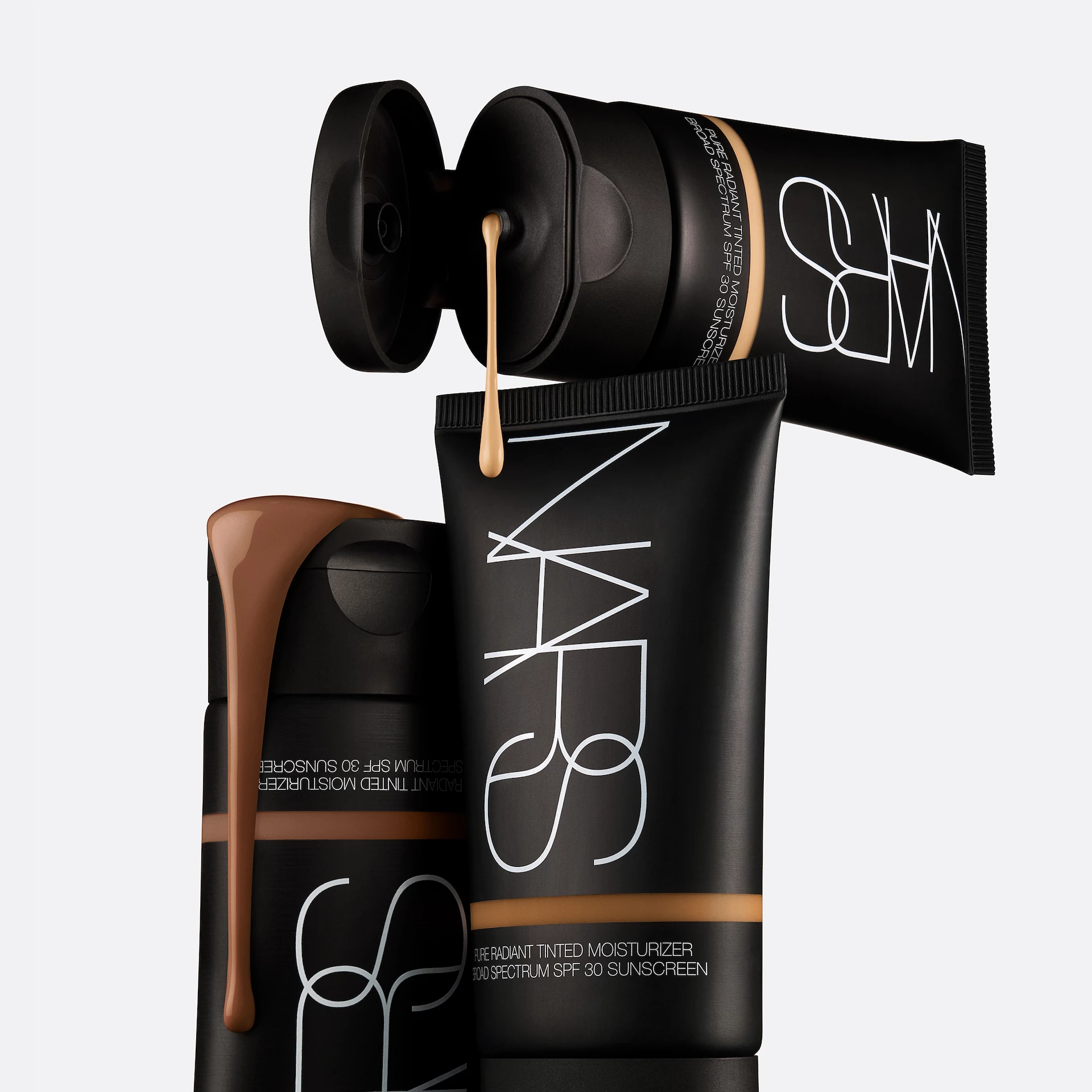 Pure Radiant Tinted Moisturizer Alaska - NARS