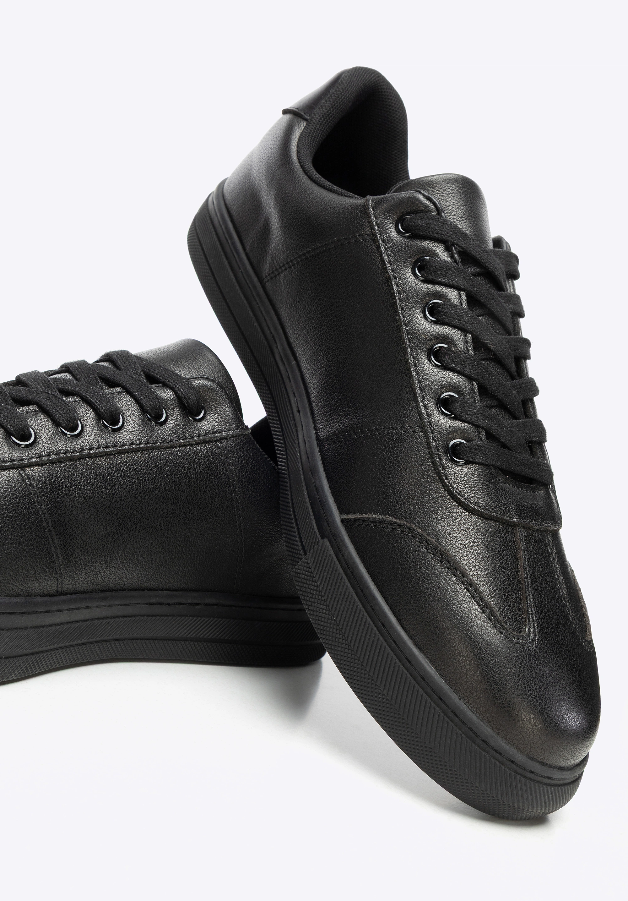 Męskie sneakersy ze skóry licowej czarne