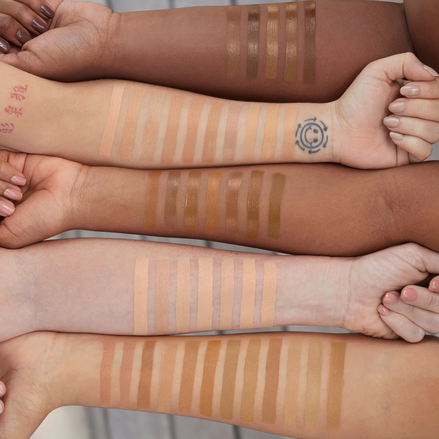 Face Color Fondotinta Flawless Match finitura naturale - Fondotinta crema