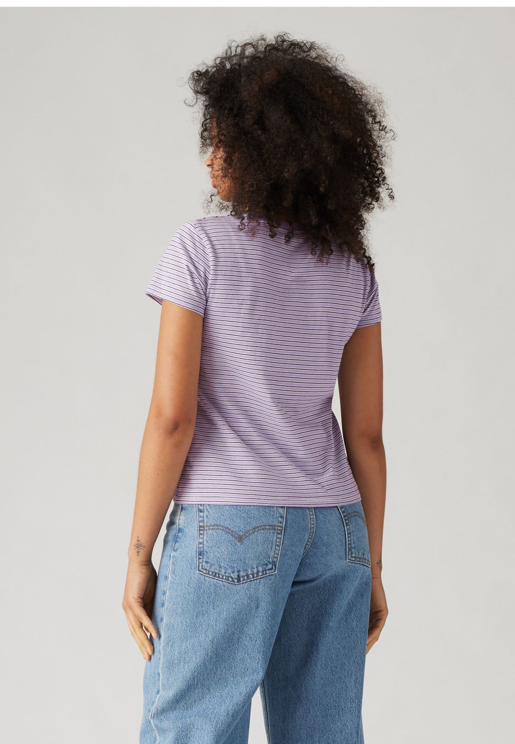 Levi's® LA T-SHIRT PERFETTA - T-shirt basic - lilla cimelio