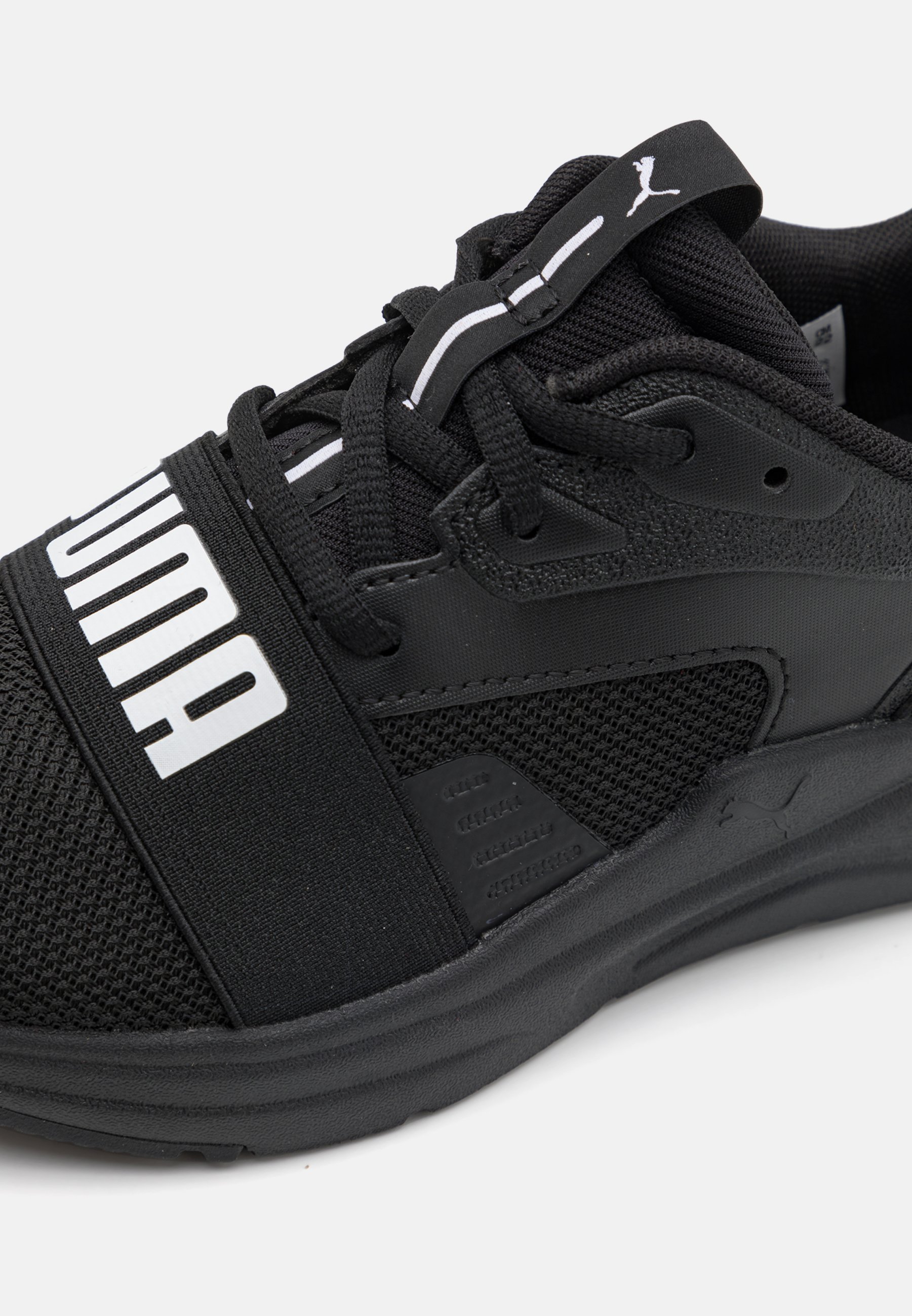 Puma SOFTRIDE WIRED 2 UNISEX - Hardloopschoenen voor op de weg - zwart/wit