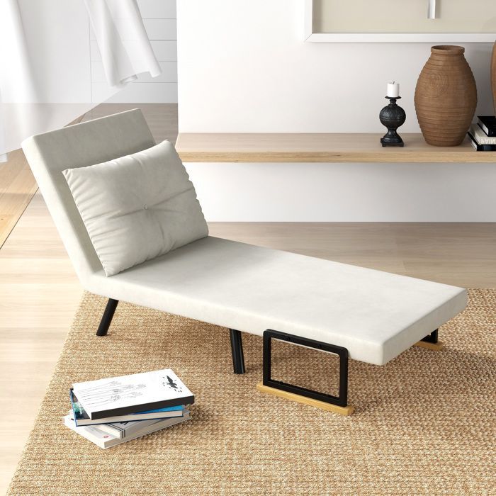 Sillón convertible 4 en 1 HOMCOM, que se transforma en sofá cama individual, con respaldo ajustable, reposabrazos y cojín de madera, tapizado en tela efecto terciopelo color crema.