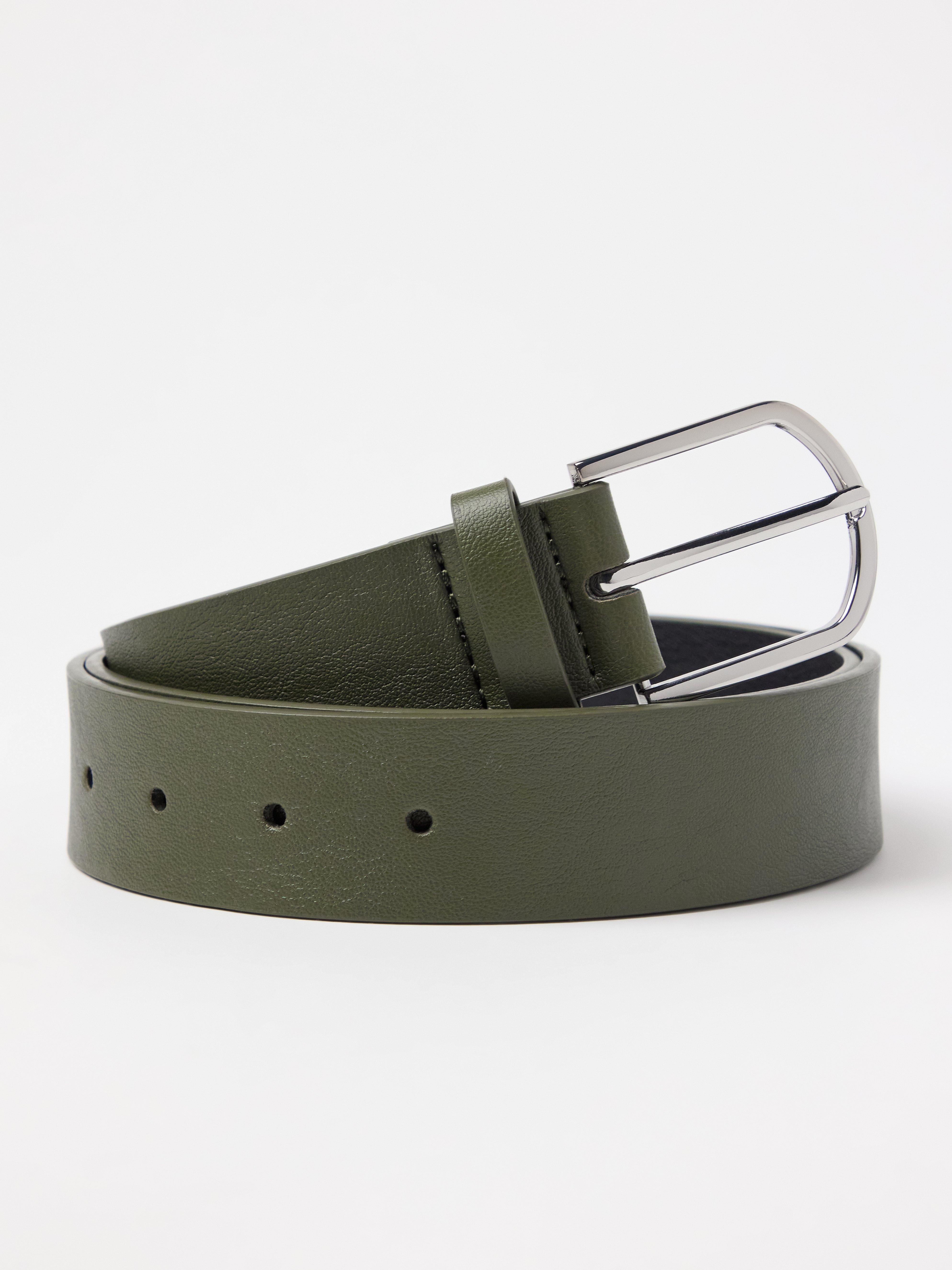 Ceinture à boucle métallique vert foncé poussiéreux