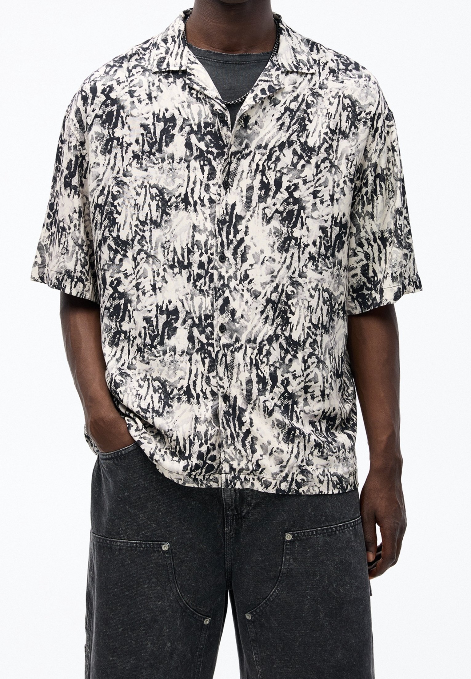 PULL&BEAR shirt - zwart