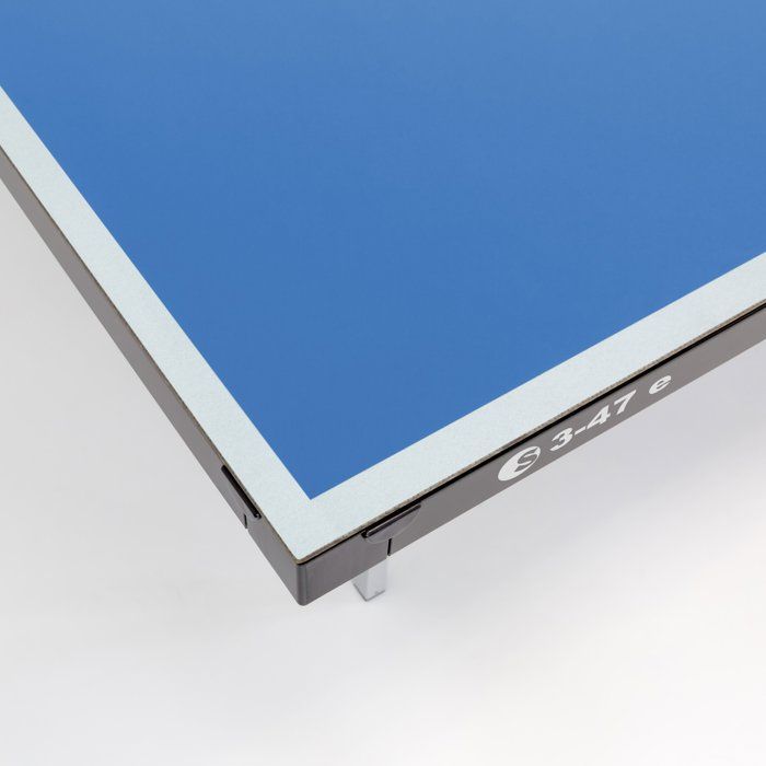 Tischtennistisch - SPONETA - S3-47 e - Klappbar - Für den Außenbereich - Halbhohe, hochklappbare Spielfläche - Grau und Blau