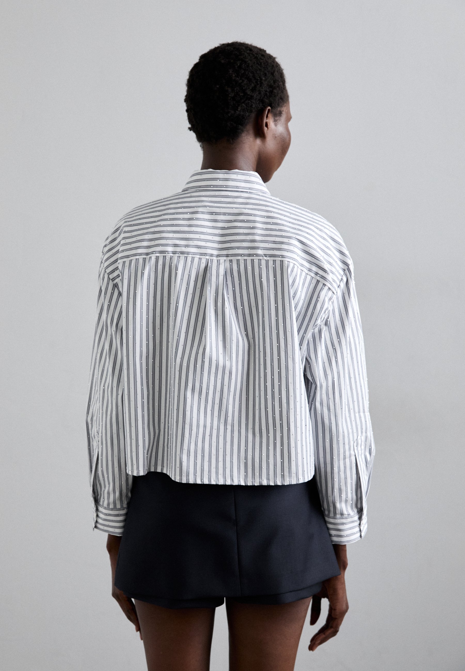Maje CIBACKY - Blusa button-down - bianco sporco