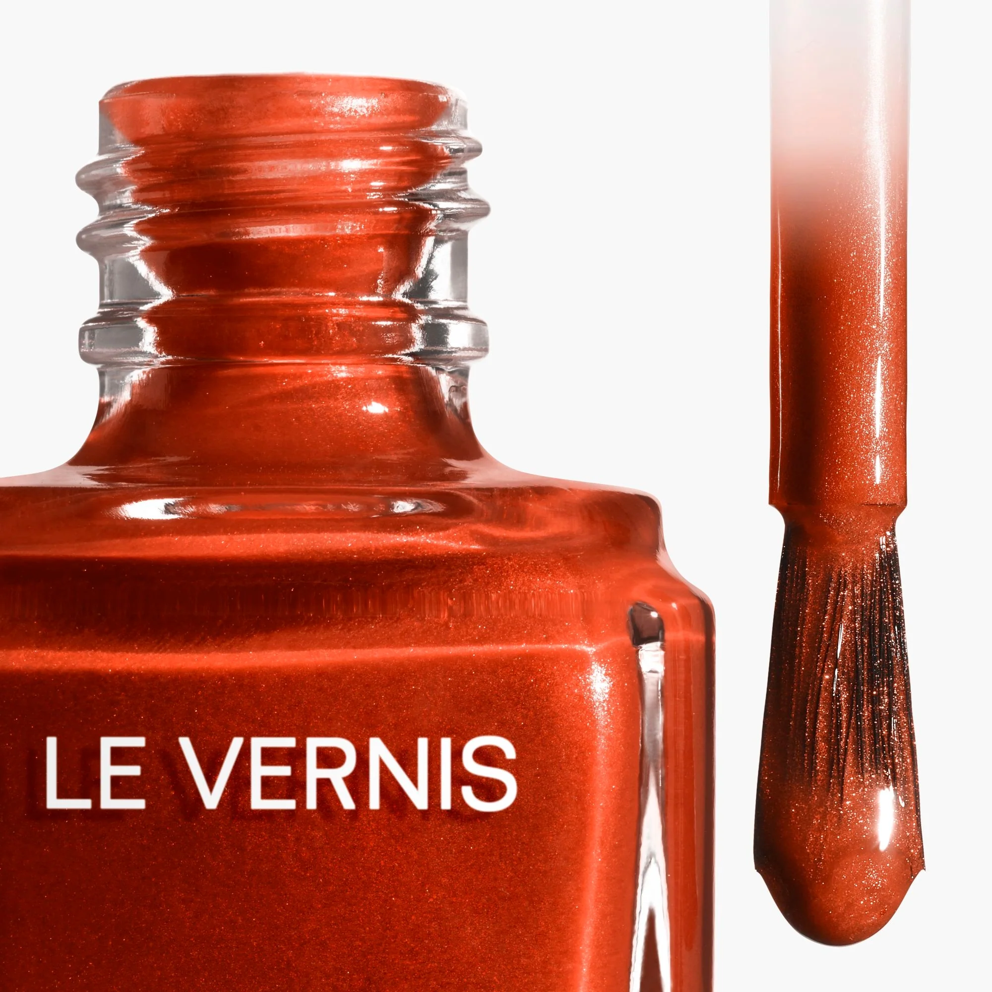 LE VERNIS - LUNGA TENUTA