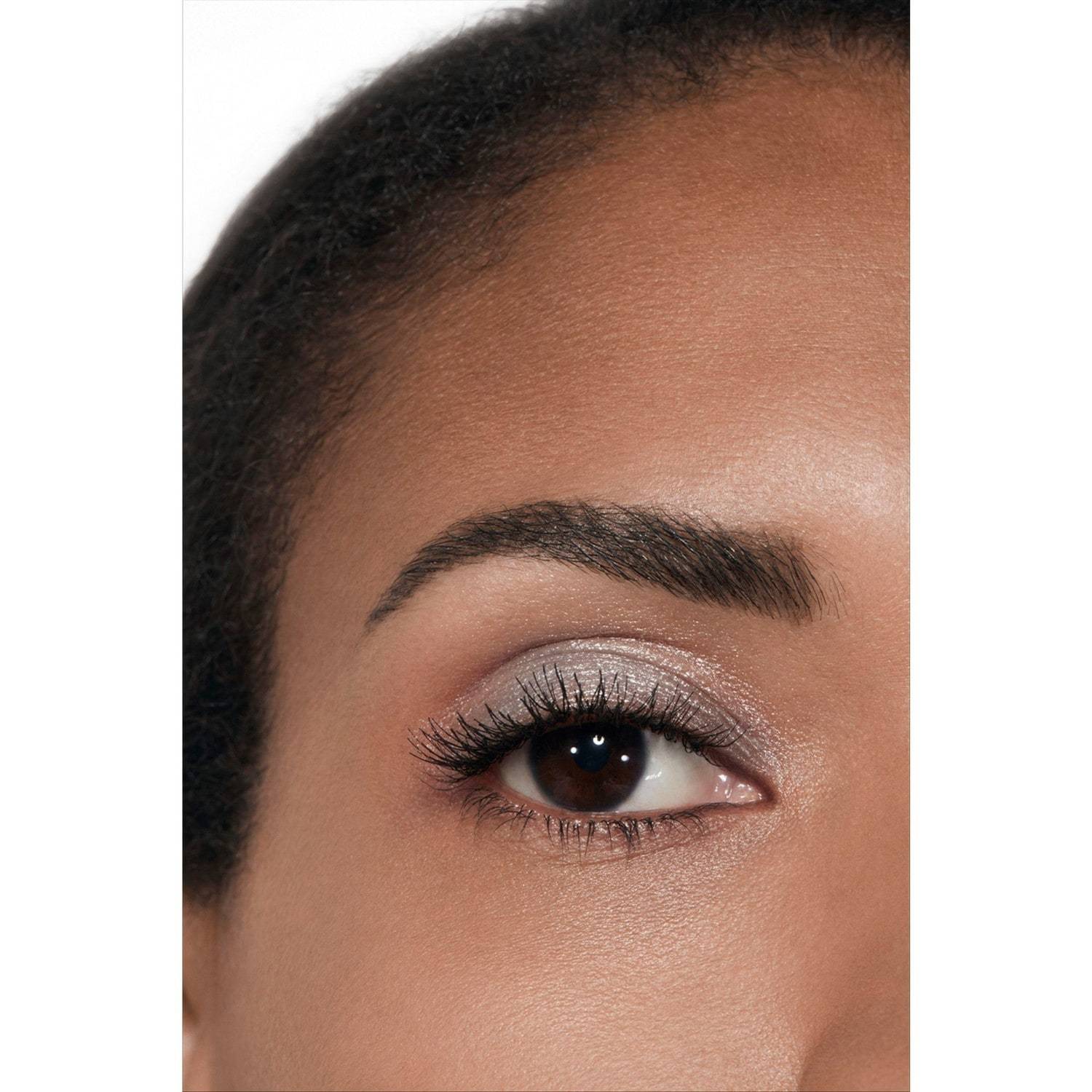 CHANEL acu ēnas OMBRE ESSENTIELLE - 2,2 g