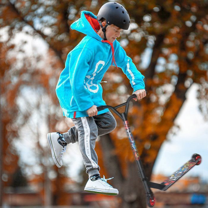 Patinete freestyle con rodamientos ABEC 9 de 100 mm, cuadro de aluminio, patinete recreativo robusto para niños y adolescentes.