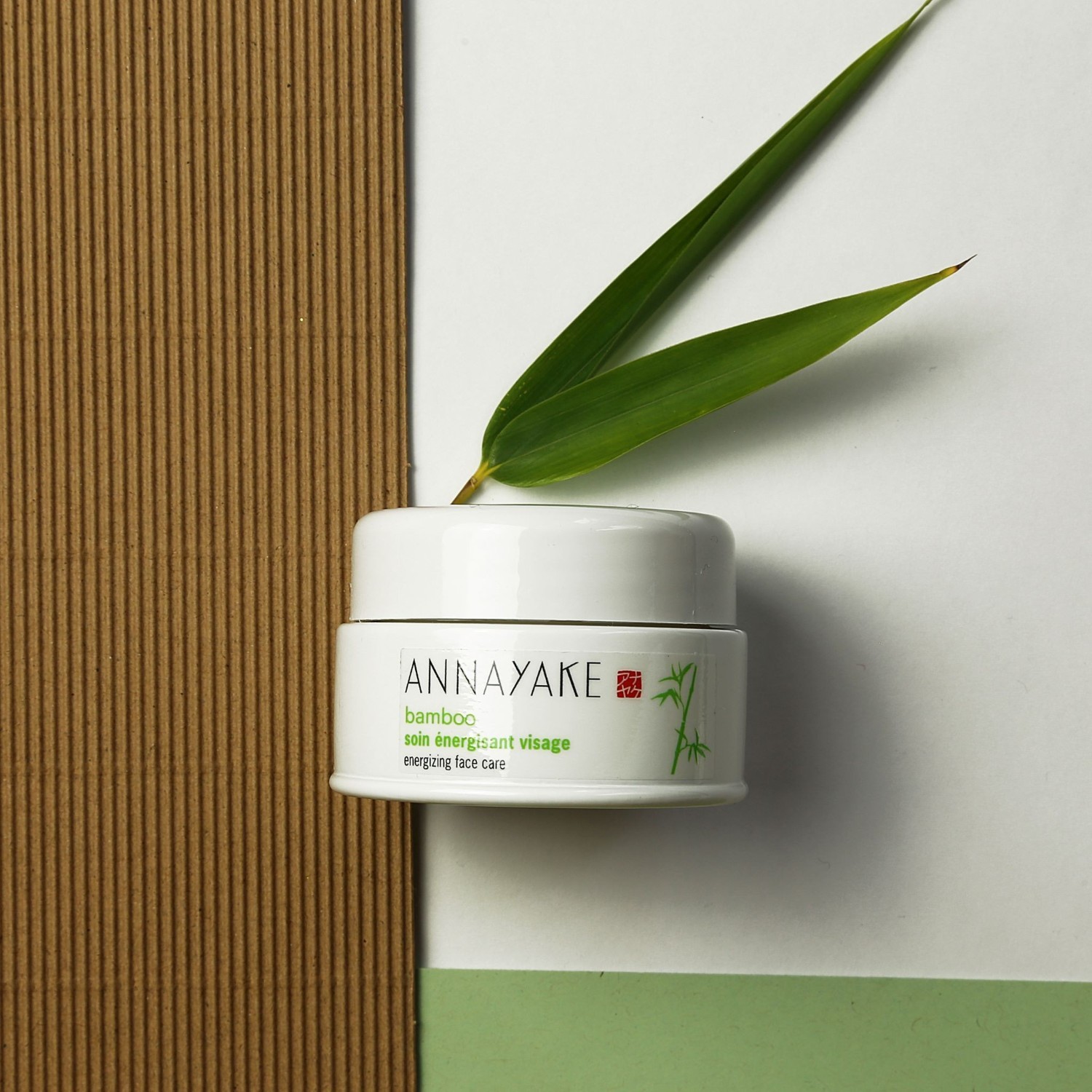 „Annayake“ bambuko energizuojantis dieninis kremas – 50 ml
