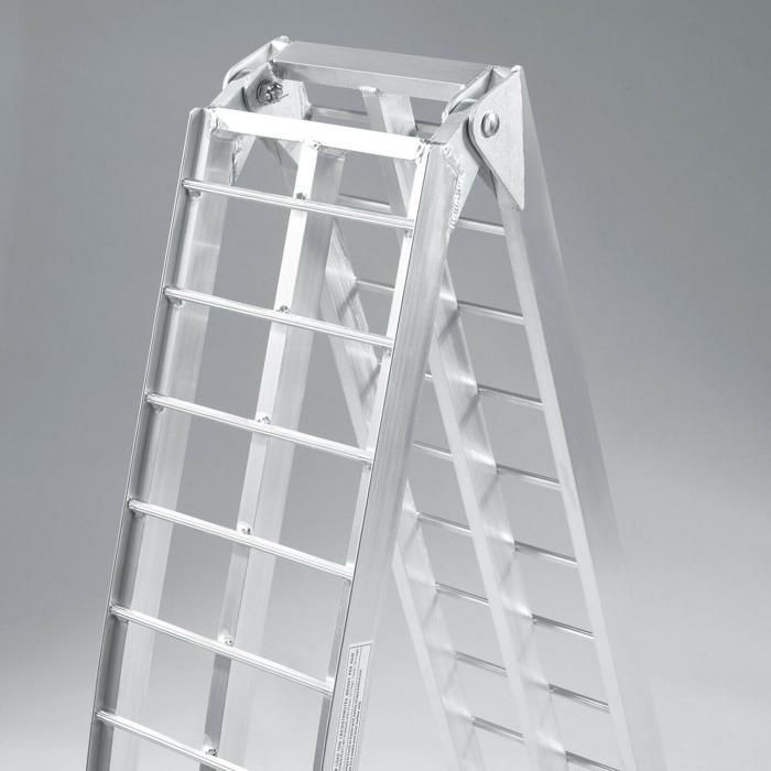 Set of 2 loading ramps, 226 cm, 680 kg, folding aluminum, for motorcycles and ATVs.