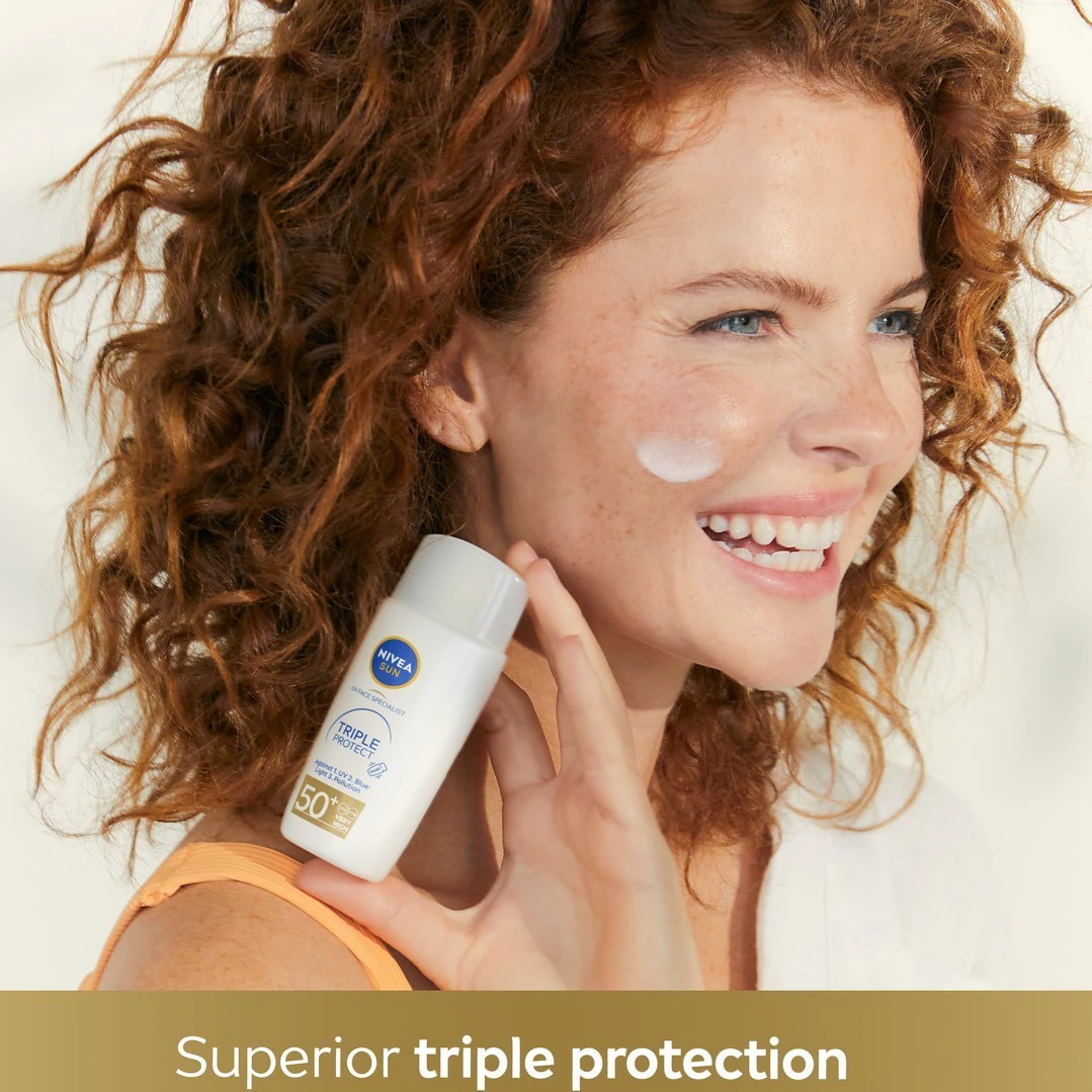 NIVEA Protection solaire visage Crème Fluide triple action FPS50+