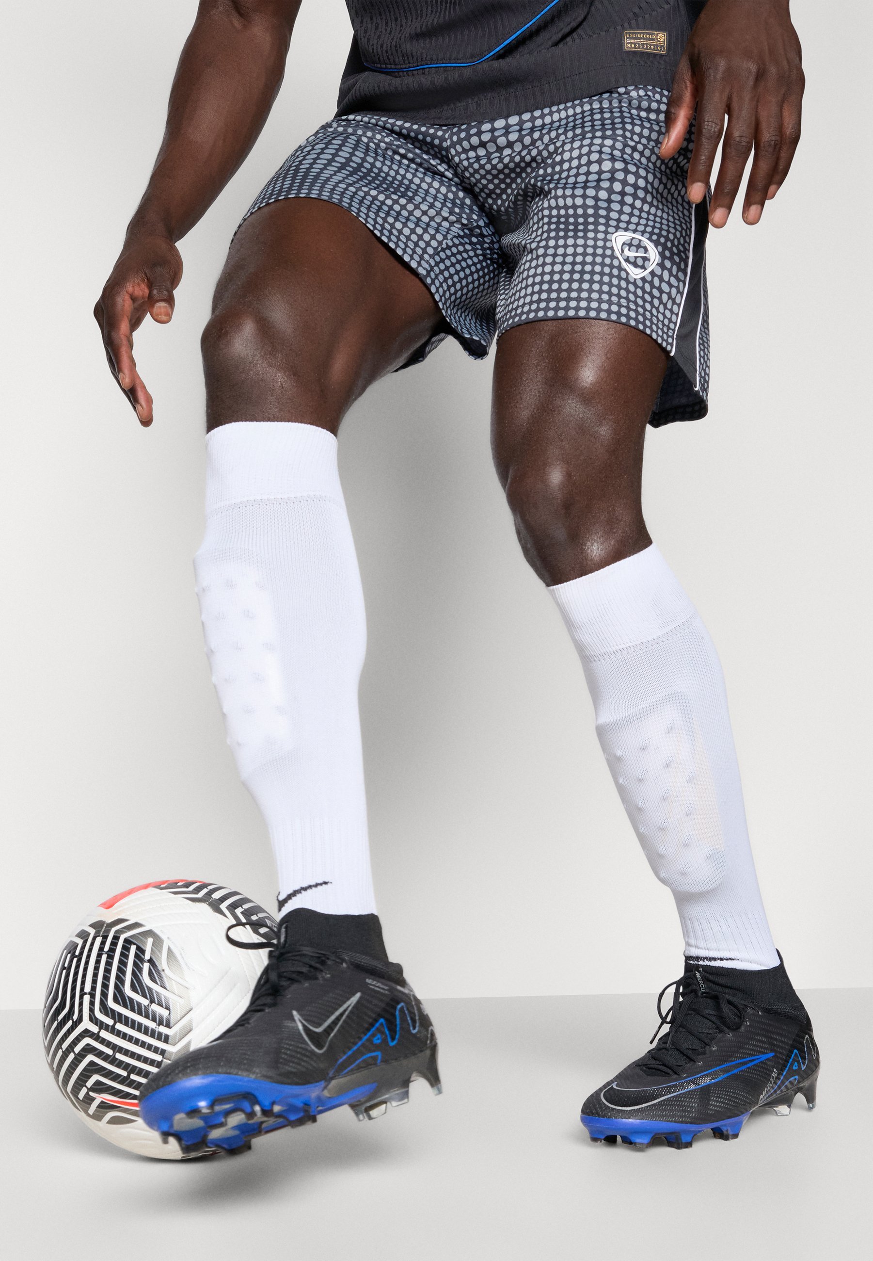 Nike Performance RÖVIDNADRÁG - Sport rövidnadrág - fekete/fehér