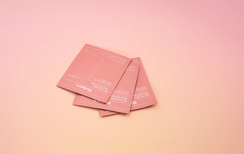 Biodance Bio-Collagen Real Deep Mask - uma máscara de hidrogel intensamente hidratante que minimiza os poros.