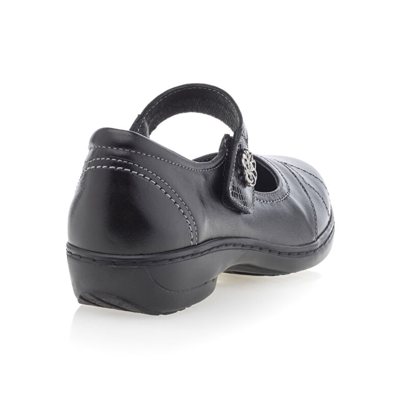 Zapatos cómodos para mujer, color negro.