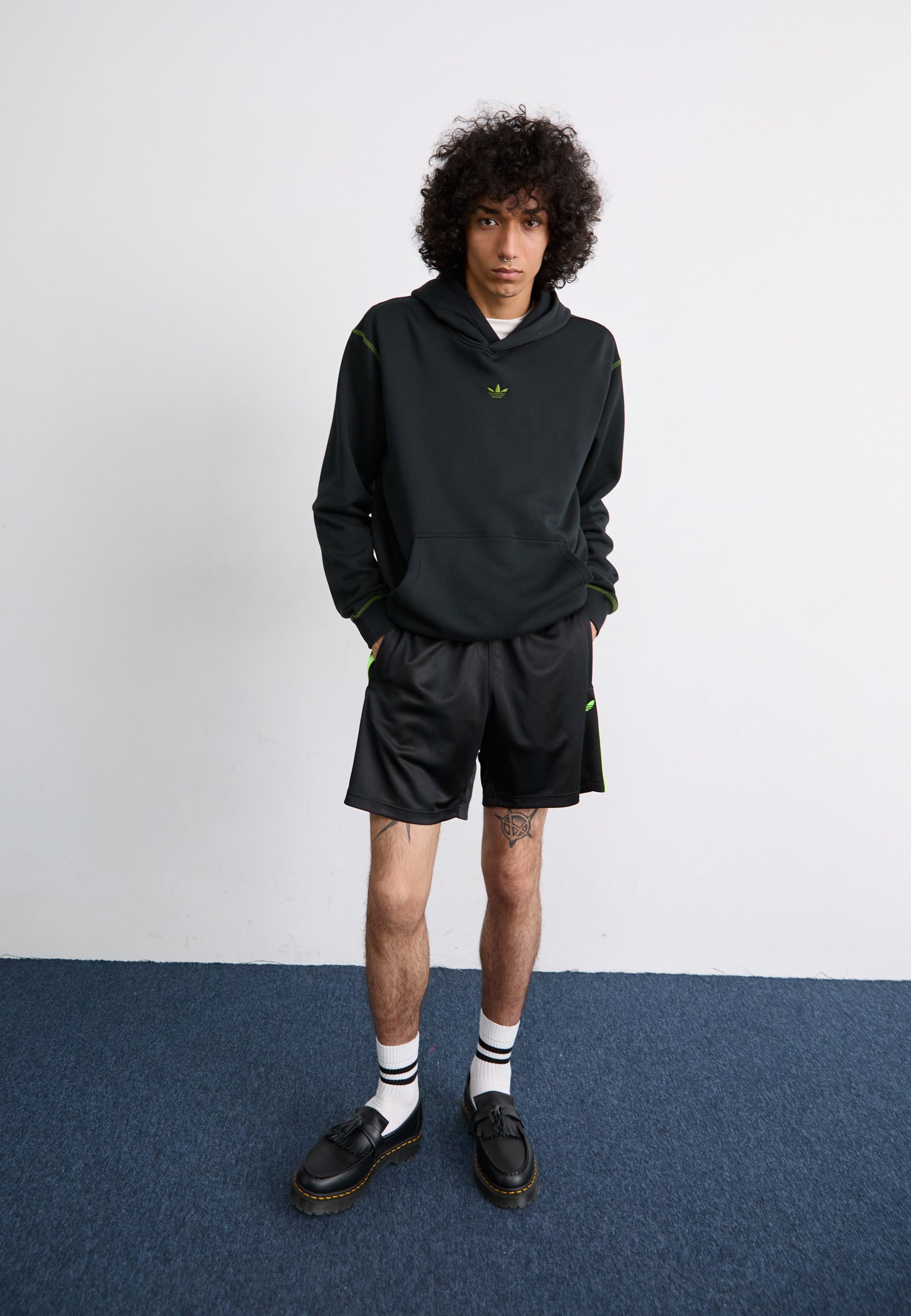 Felpa con cappuccio adidas Originals - nera