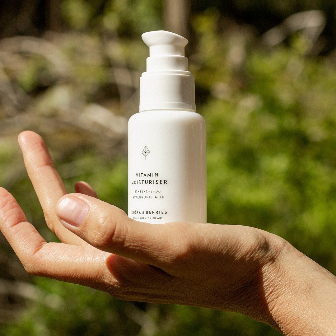 Hydratačný vitamínový krém na tvár Björk & Berries – 50 ml