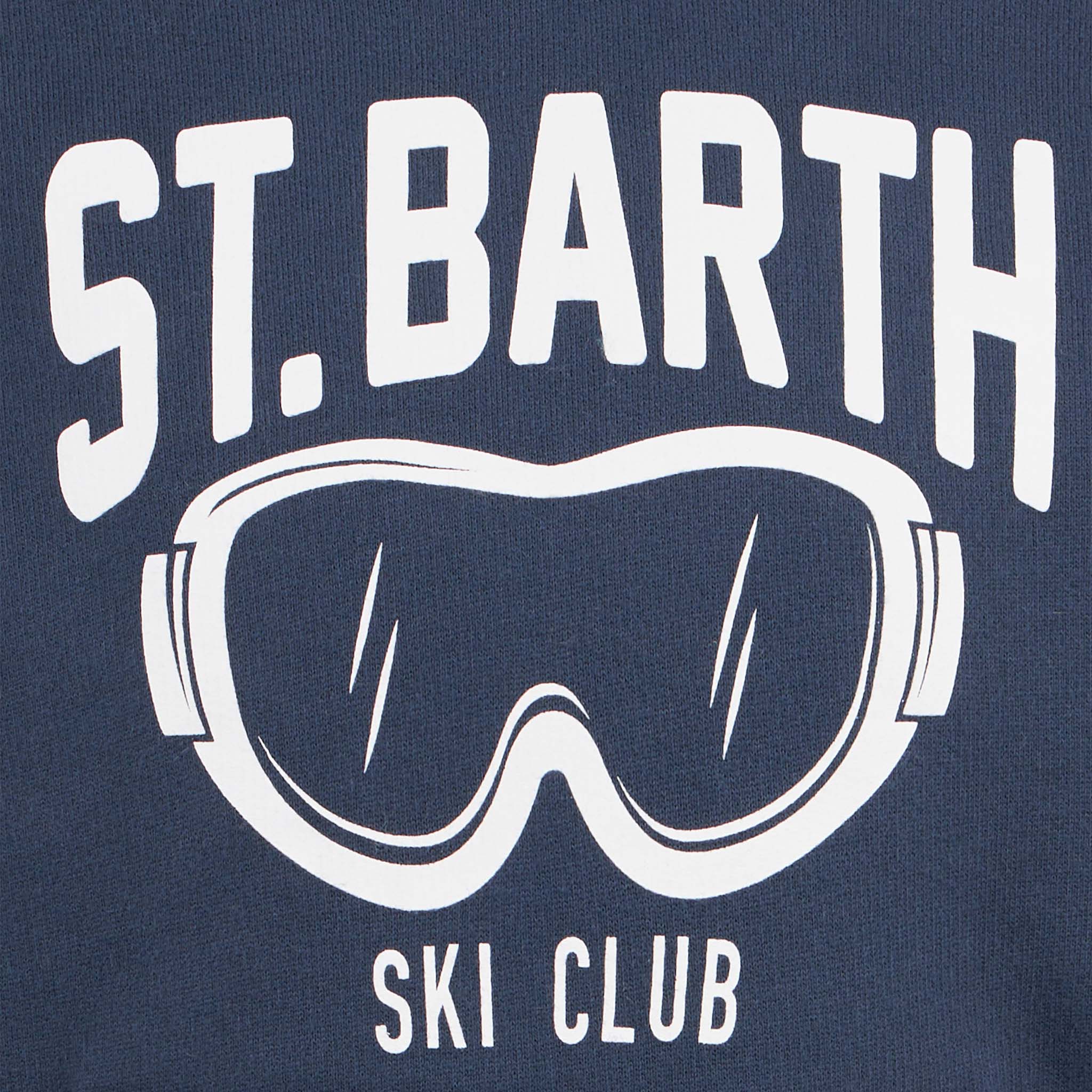 Sweat-shirt bleu ciel avec imprimé de la Saint-Patrick. Club de ski Barth