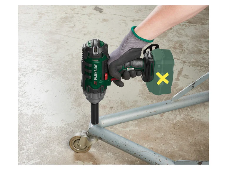 Parafusadeira de impacto sem fio PARKSIDE® PASSK 20-Li C3 para carros, 20V