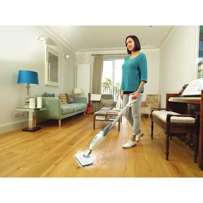 BLACK+DECKER FSM1615-QS - Scopa a vapore multisuperficie da 300 W - Tempo di riscaldamento: 20 secondi - Cavo da 6 m - Serbatoio dell'acqua da 350 ml - 2 accessori