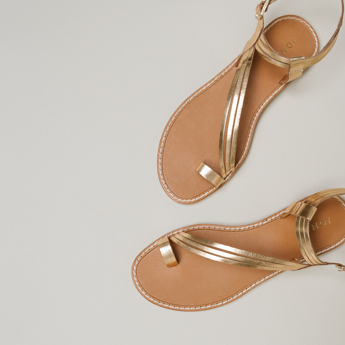 Sandales à brides  en cuir métallisé or