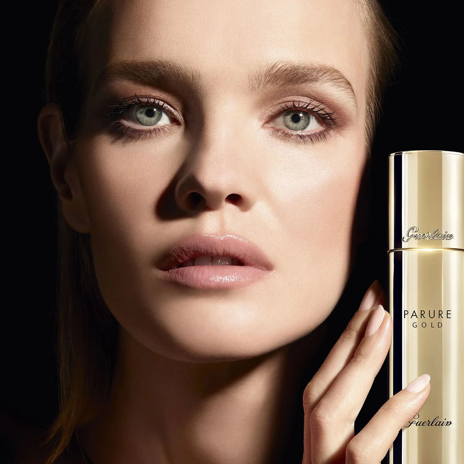 Viso Parure Gold Fond de Teint Lumière d’Or SPF30 - Fondotinta liquido