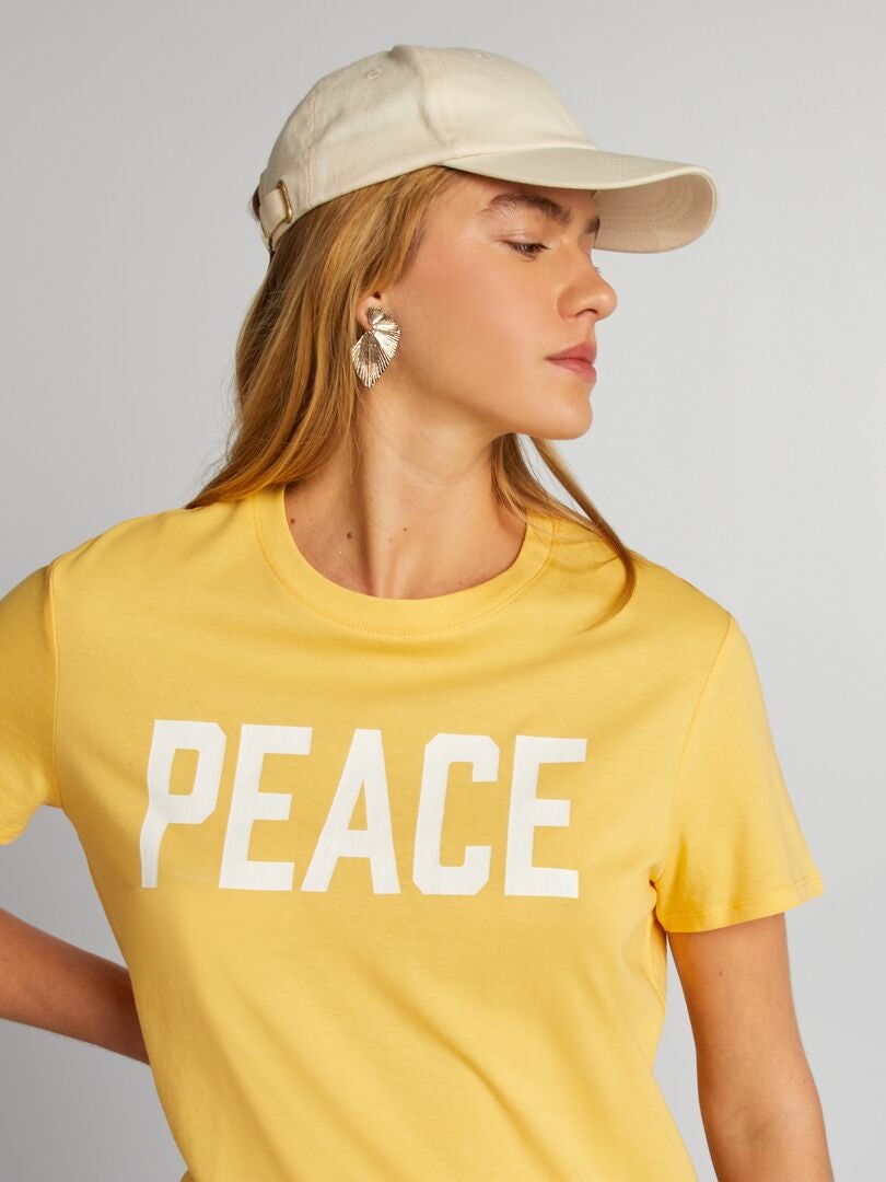 Camiseta 'Corações' - AMARELA
