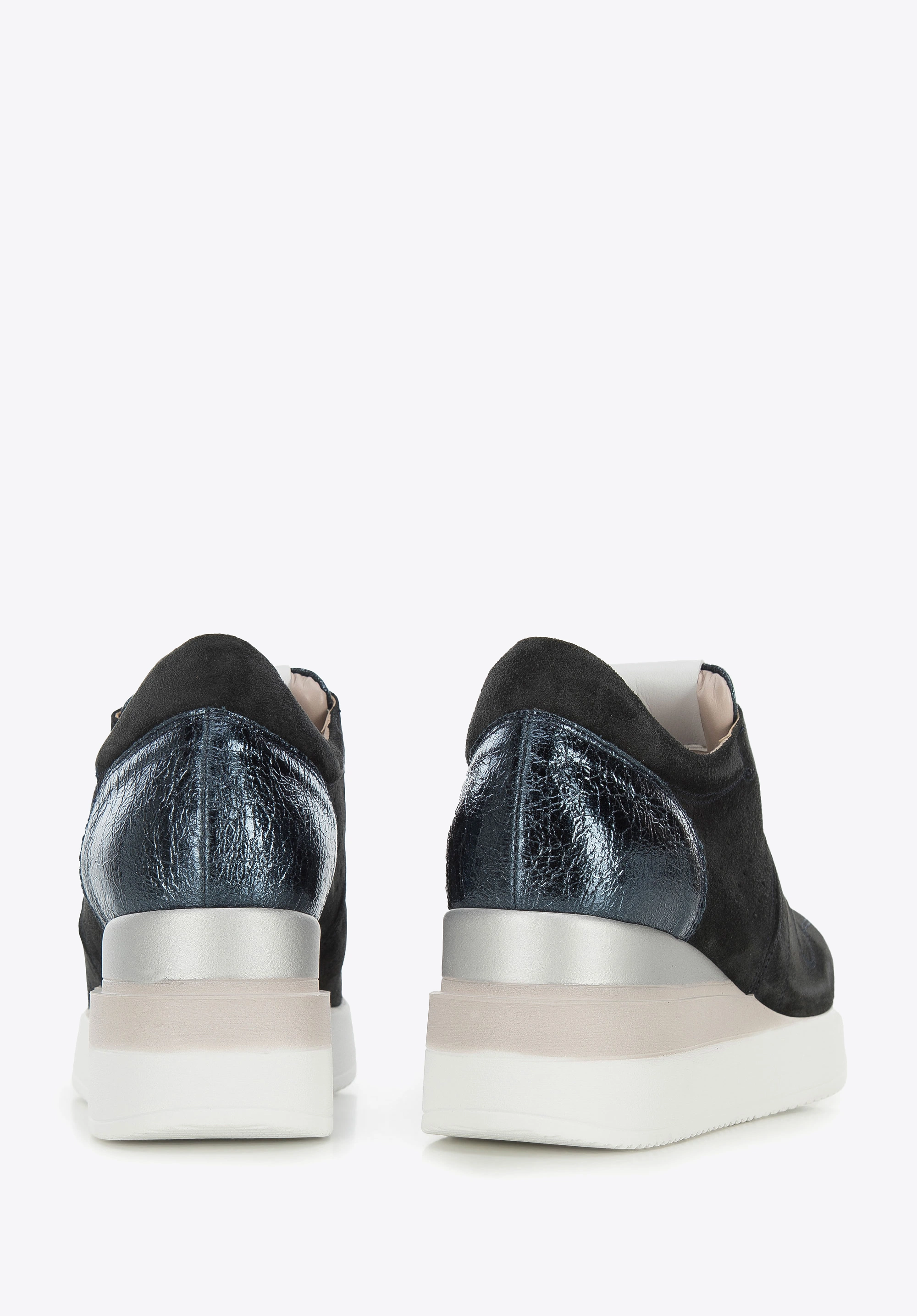 Damskie sneakersy zamszowe na koturnie w pasy ciemny granat