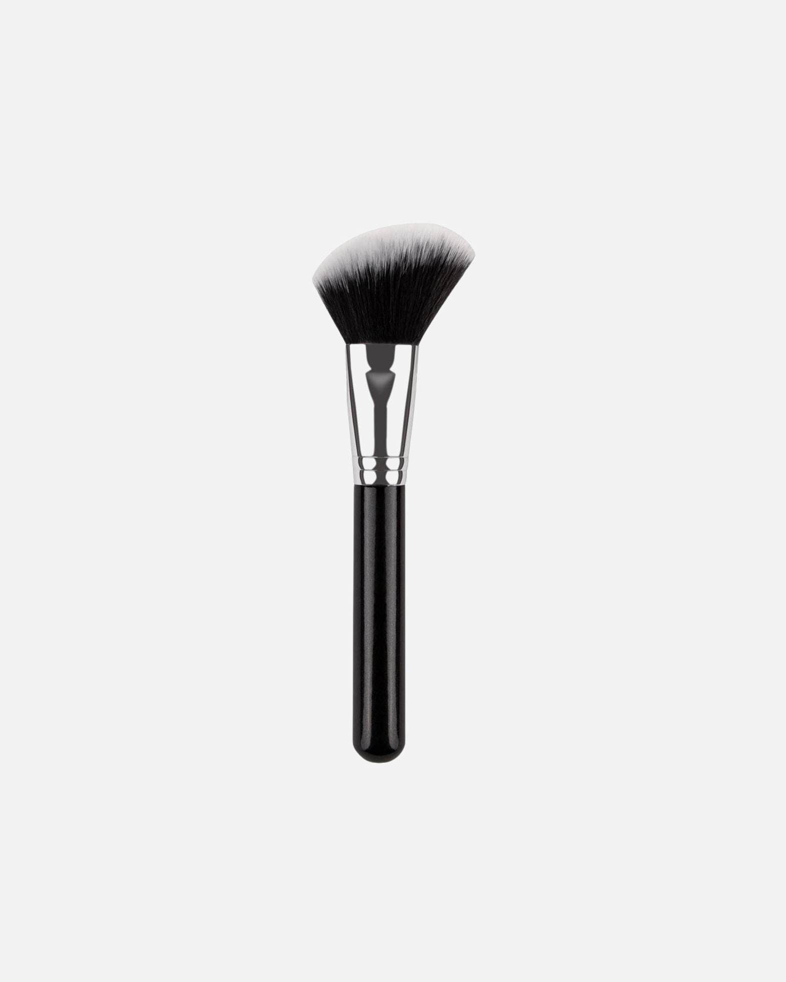 Technique Pro kist za puder 113 kist za konture – crni