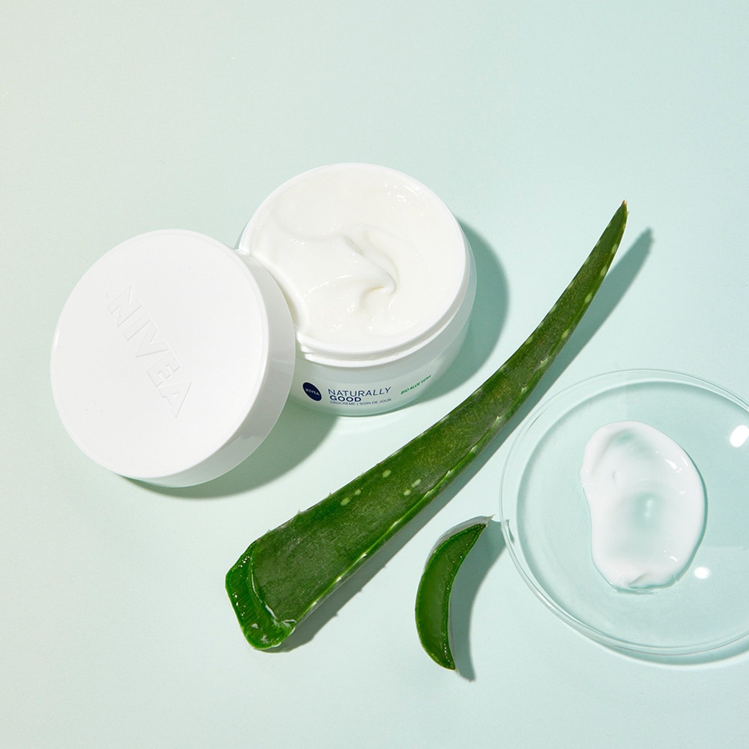 NIVEA Soin de jour Eclat à l'Aloe vera BIO