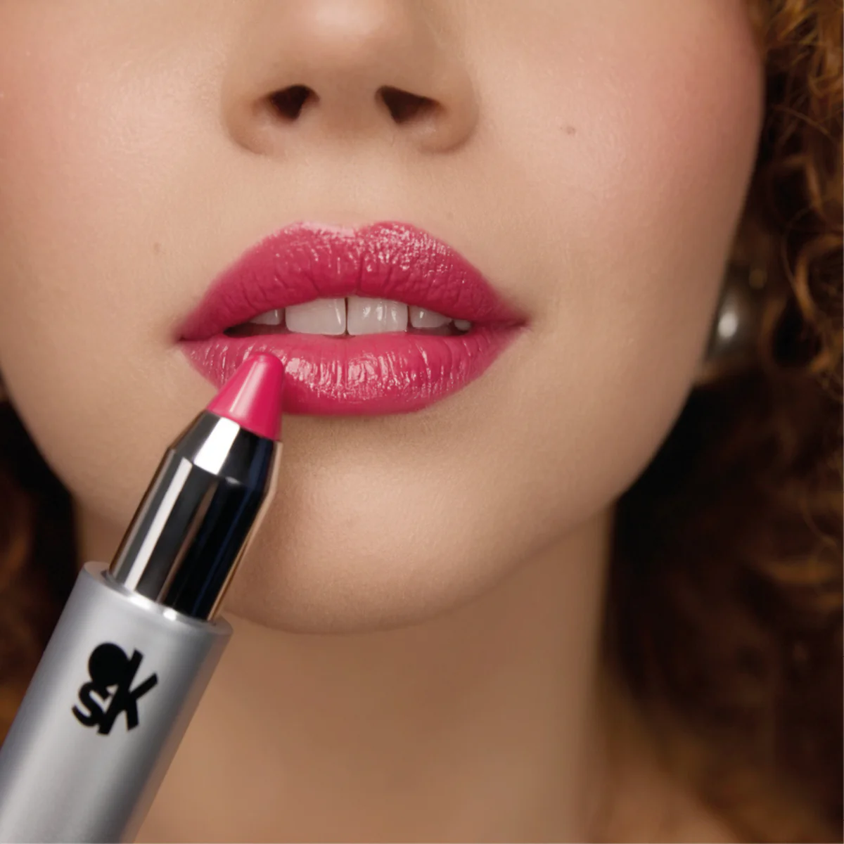 Labbra CLICK'N KISS - Rossetto brillante