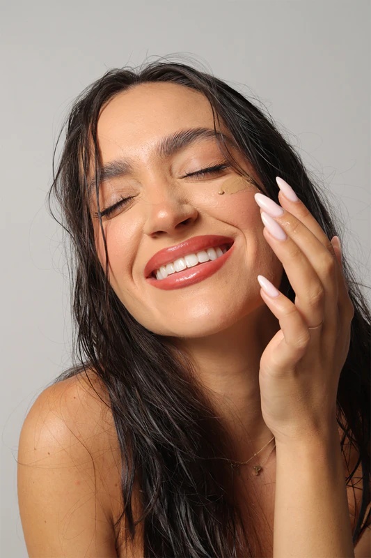 Revuele Sunprotect тонирана крема за лице SPF 50+