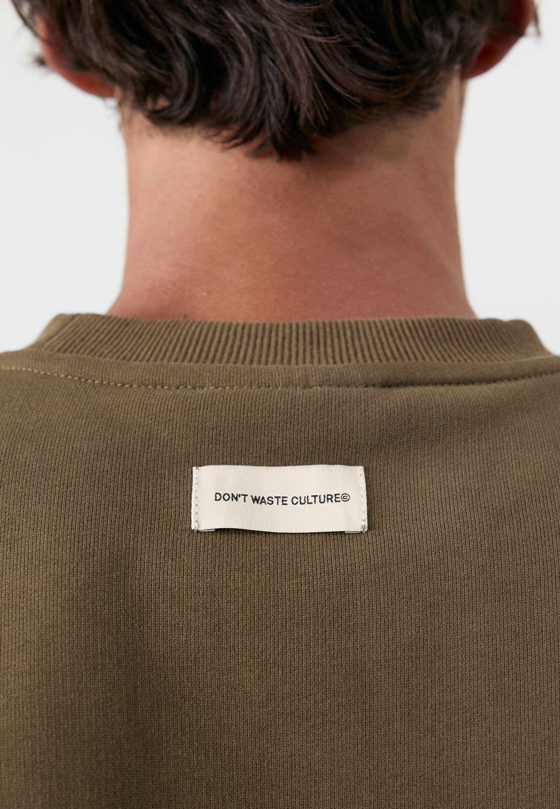 Verspil geen cultuur-sweatshirts