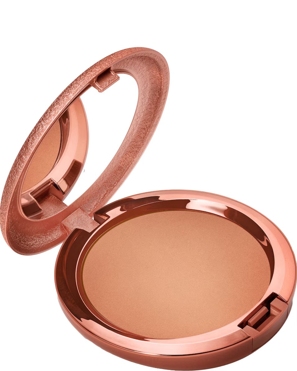 MAC SKINFINISH SUNSTRUCK MATĒTAIS BRONZERIS – 24 H ILGSTOŠS UN ŪDENSIZTURĪGS