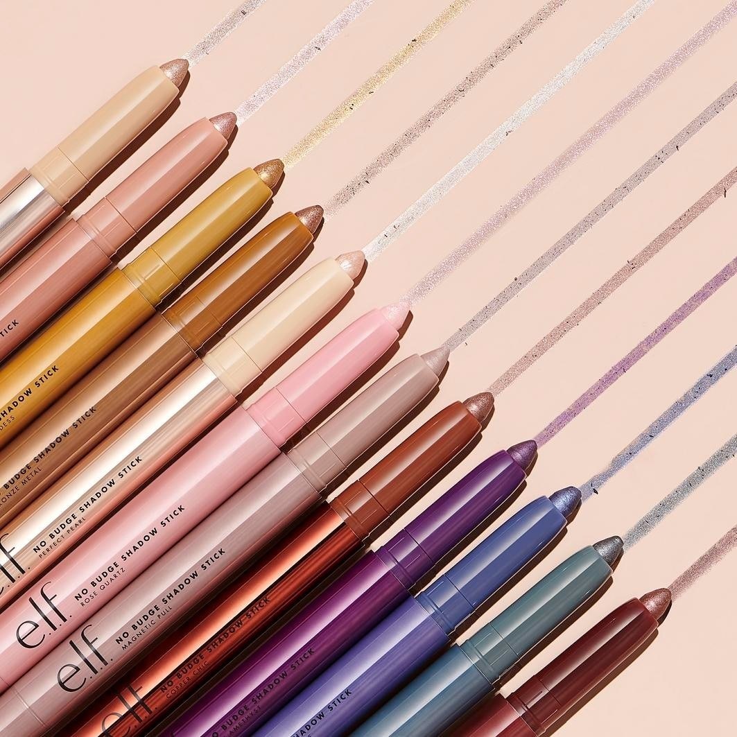 elf Cosmetics neizsmērējas acu ēnu zīmulis – 1,6 g