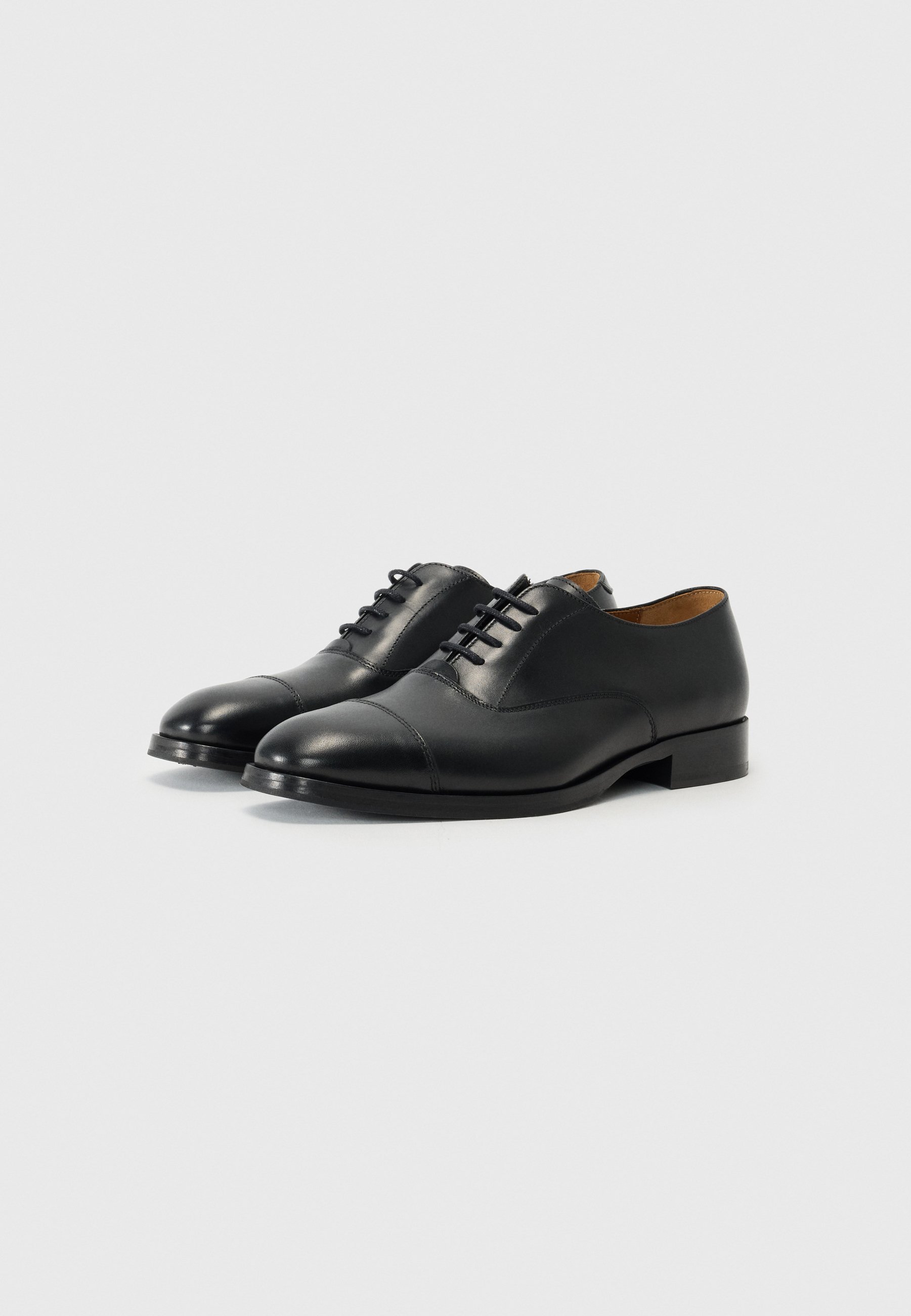Tiger of Sweden NUPTONE - Stijlvolle veterschoenen - zwart