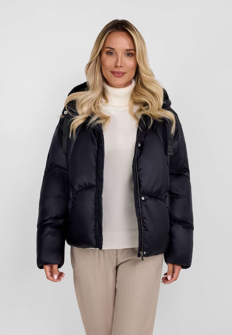 Kurtka zimowa RESPECT QUILTED HOODED ZIP-FRONT - czarna