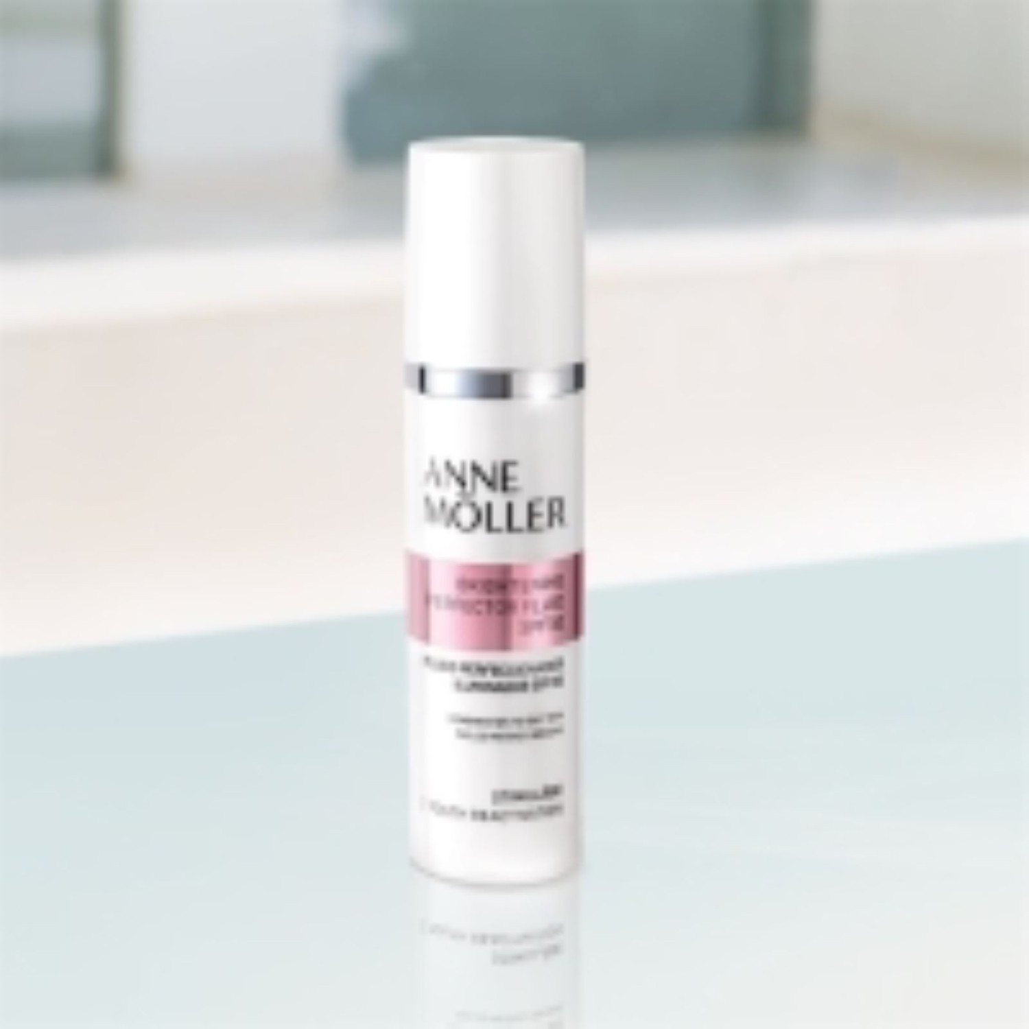 Anne Möller Brightening Perfector Fluid SPF30 - 50 ml