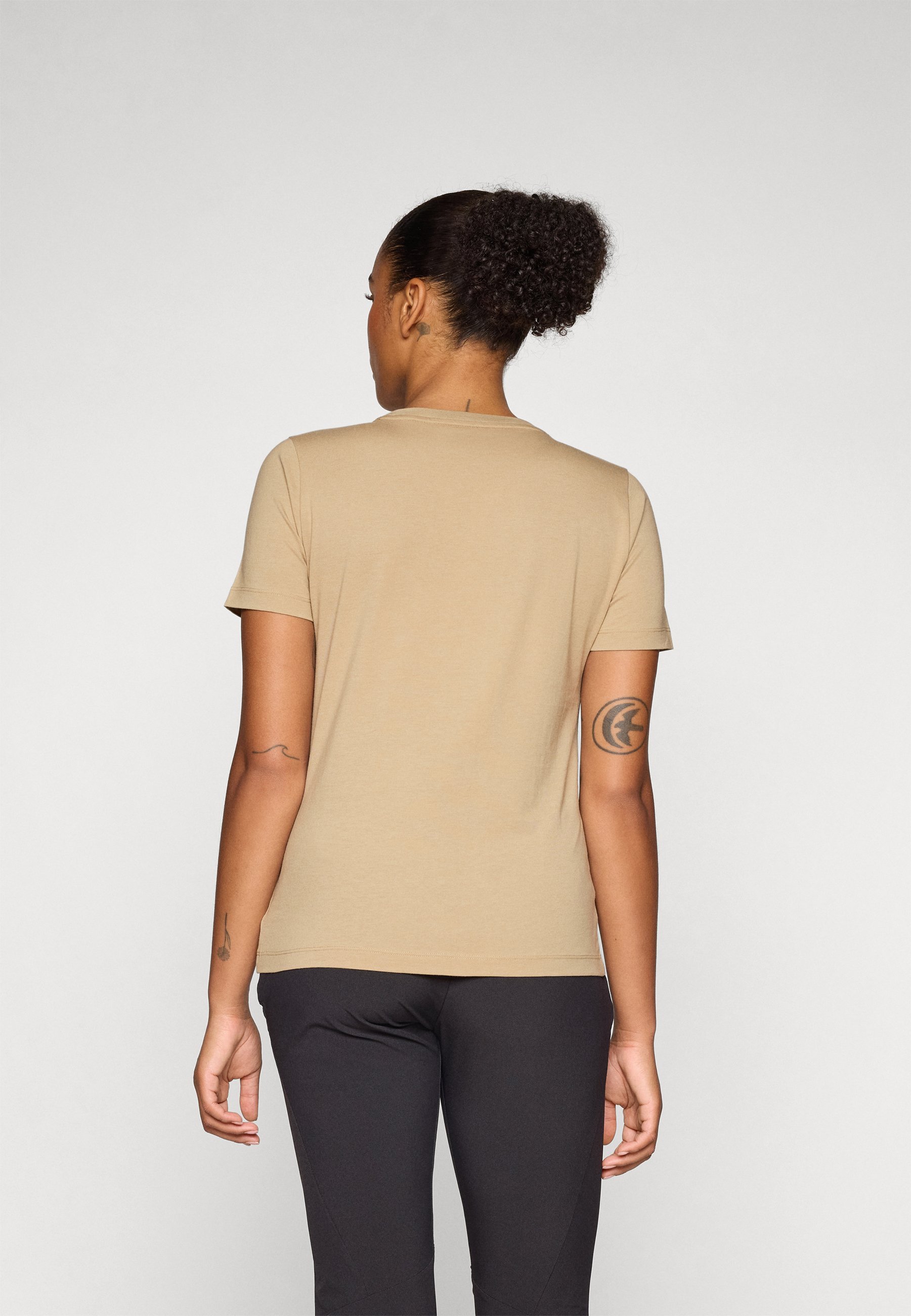 Écusson Salewa EAGLE LOGO - T-shirt basique - sables mouvants