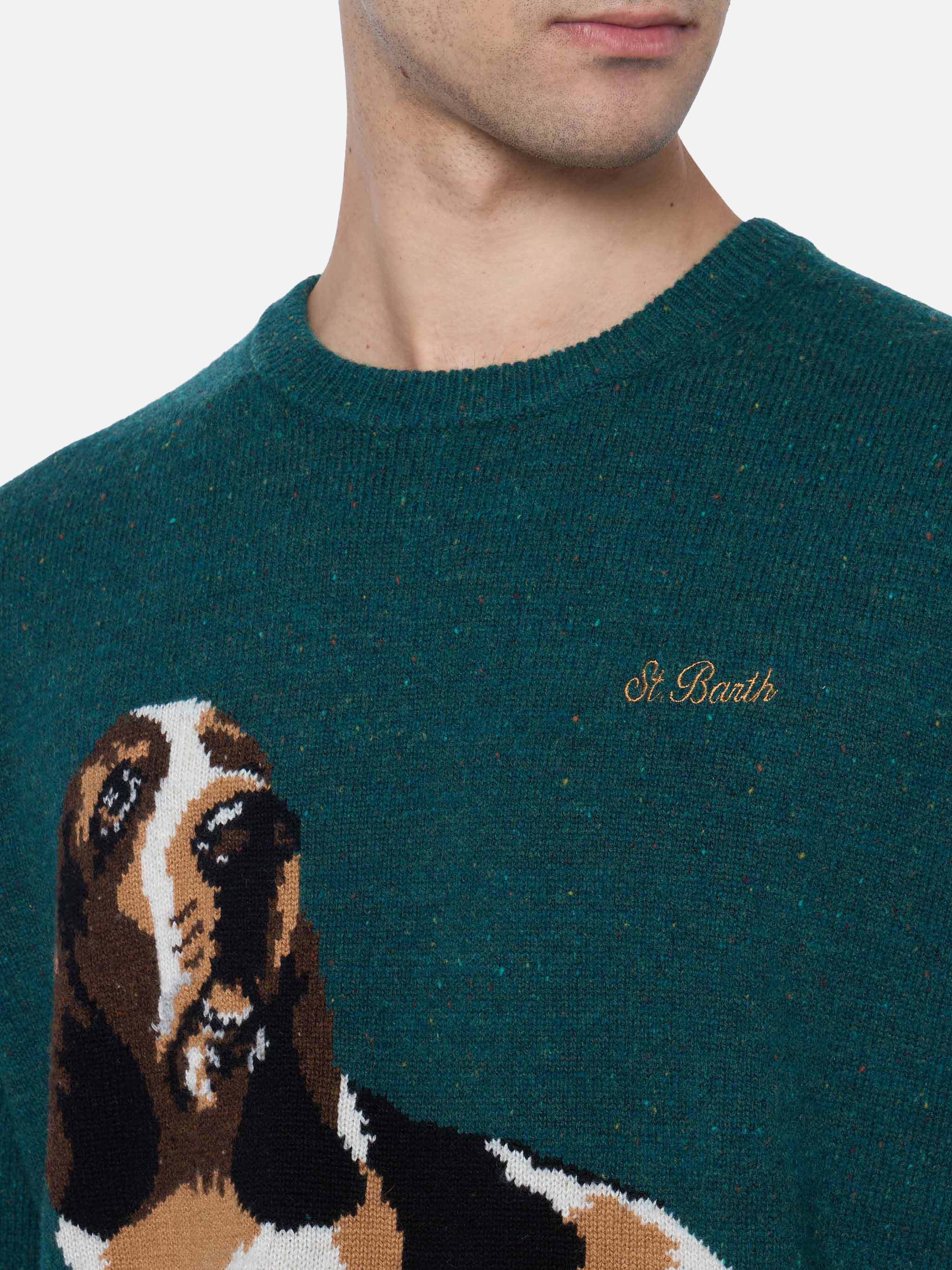 Groene herentrui van Airone met print van een bassethond.