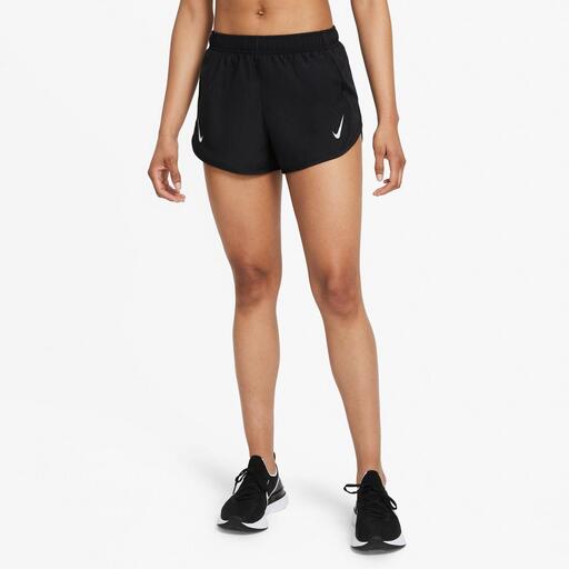  Nike Tempo