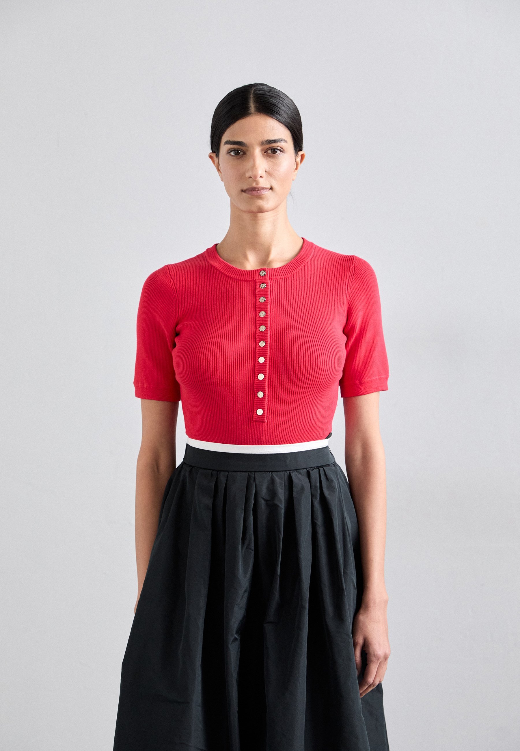 Maje TALYA - Camiseta estampada - vermelha