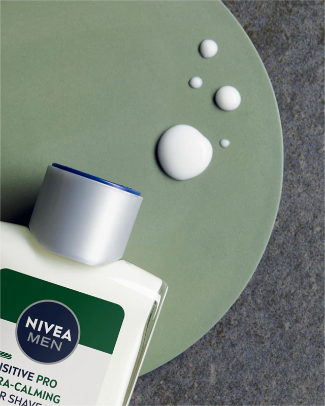 NIVEA MEN Sensitive Hemp balzam po holení s konopným olejom