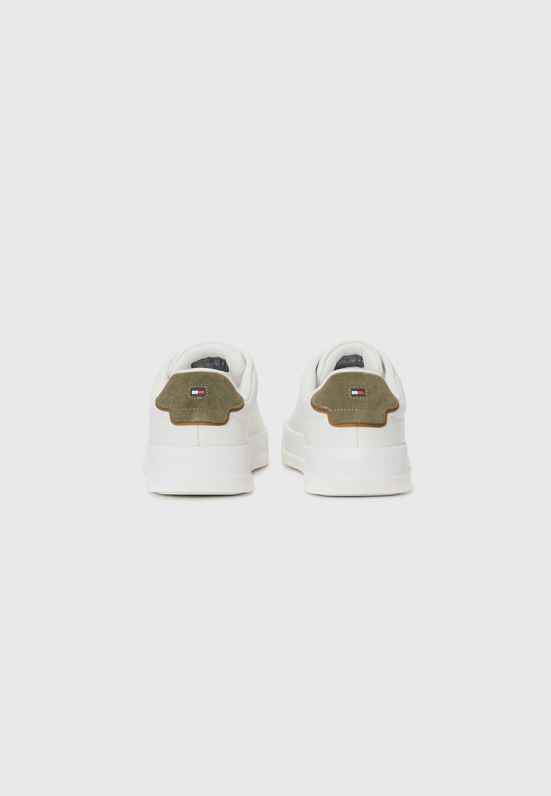Tommy Hilfiger COURT DETAIL - Scarpe da ginnastica - ecru/verde militare