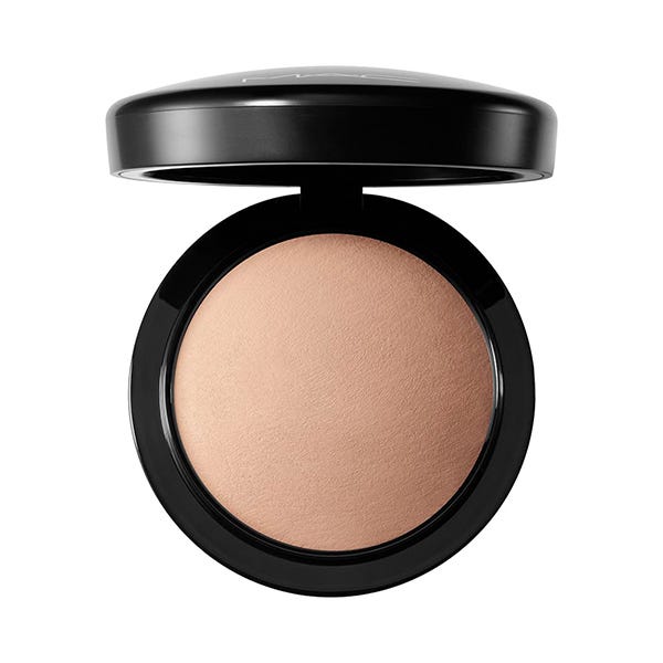 Mineraliser hudfinish naturlig