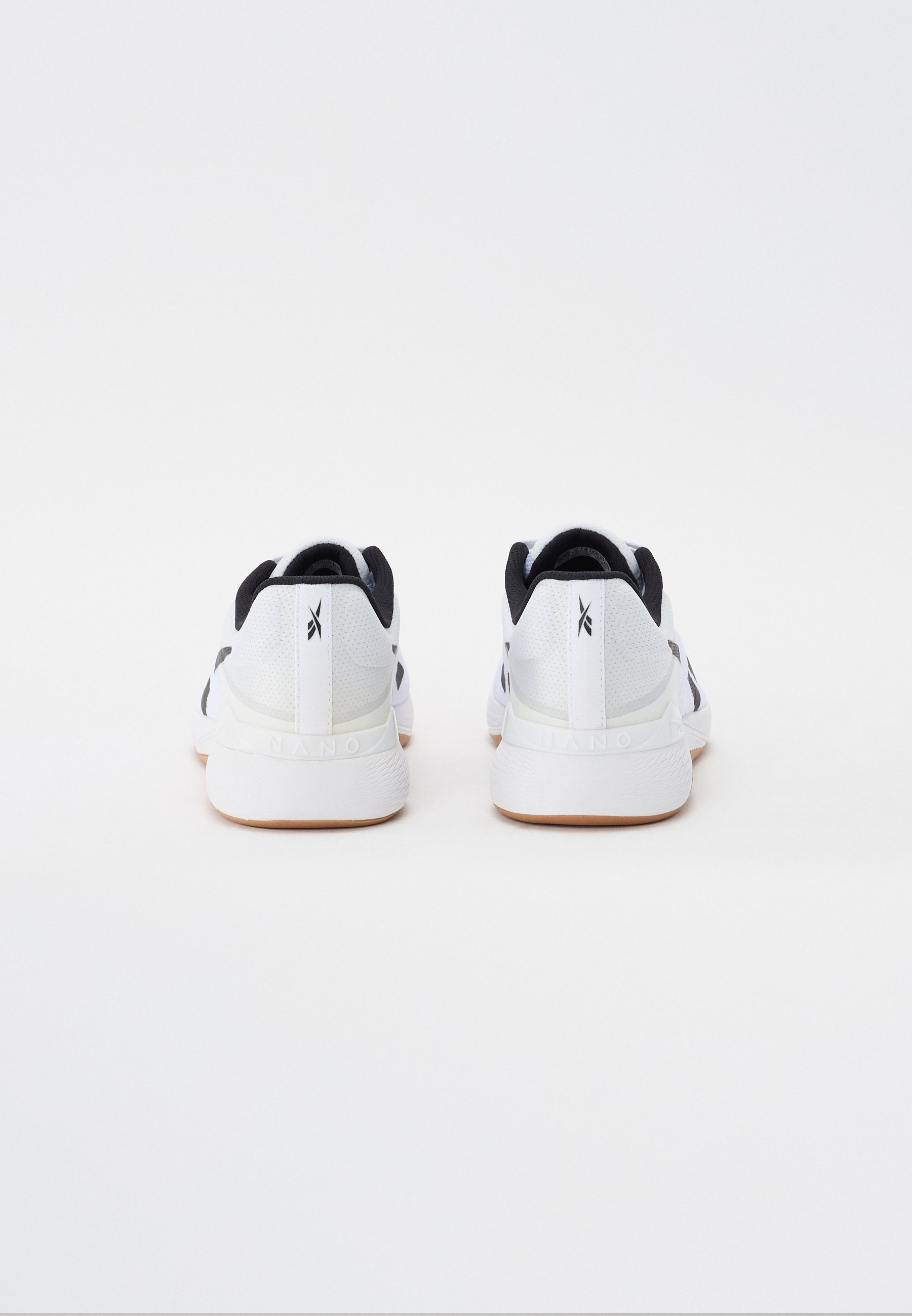Reebok NANO X5 UNISEXE - Chaussure d'entraînement - blanc/noir/semelle en gomme Reebok