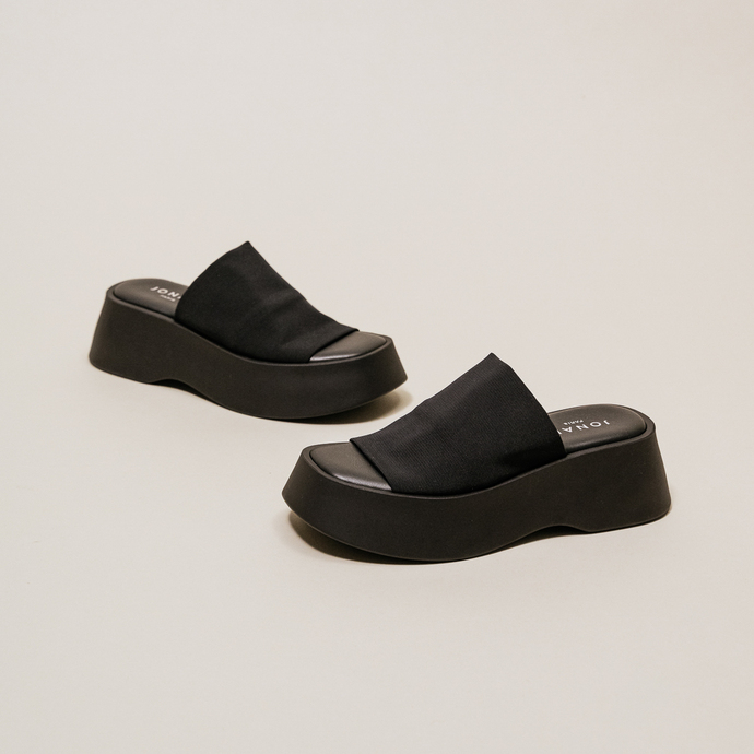 Mules à bouts ouverts  en textile noir