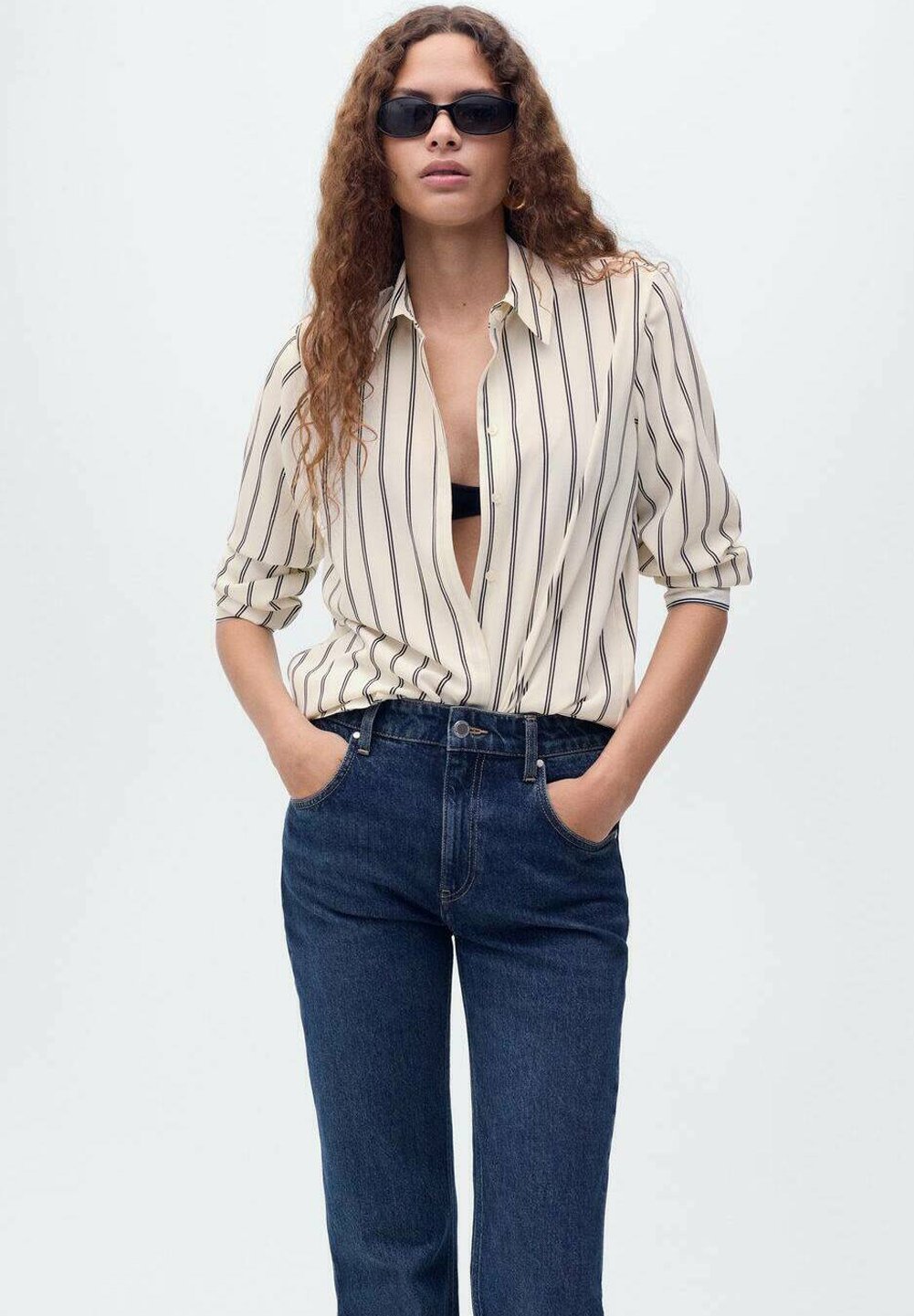 Blusa de manga comprida estampada da Mango - com botões na frente - cor off-white