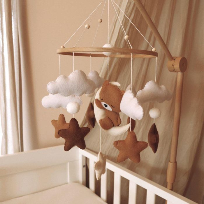 Móvil para bebé osito de peluche durmiendo hecho a mano